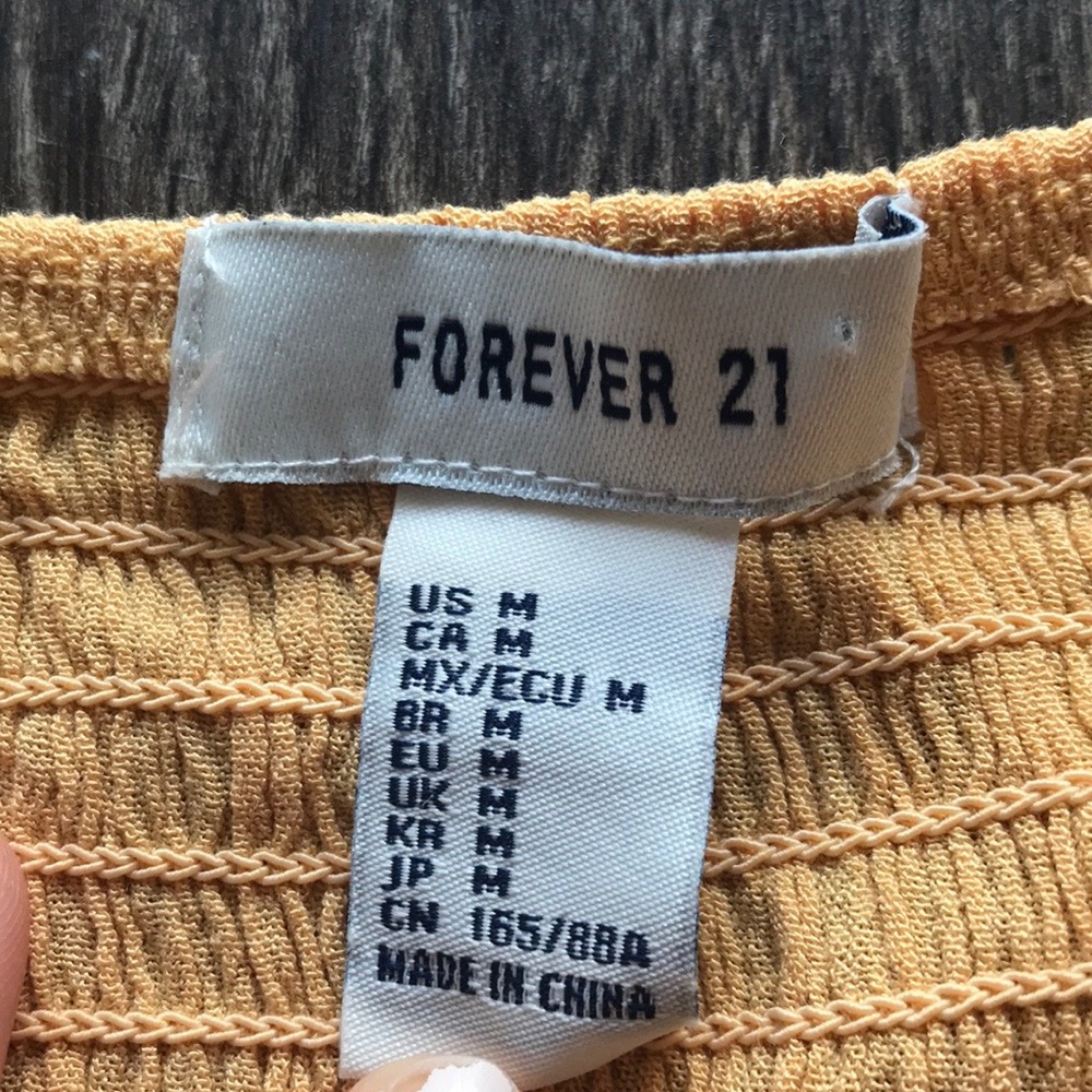 SOLD ✨ F21 Sunny Floral Embroidered Corset Hook D… - Picture 7 of 13